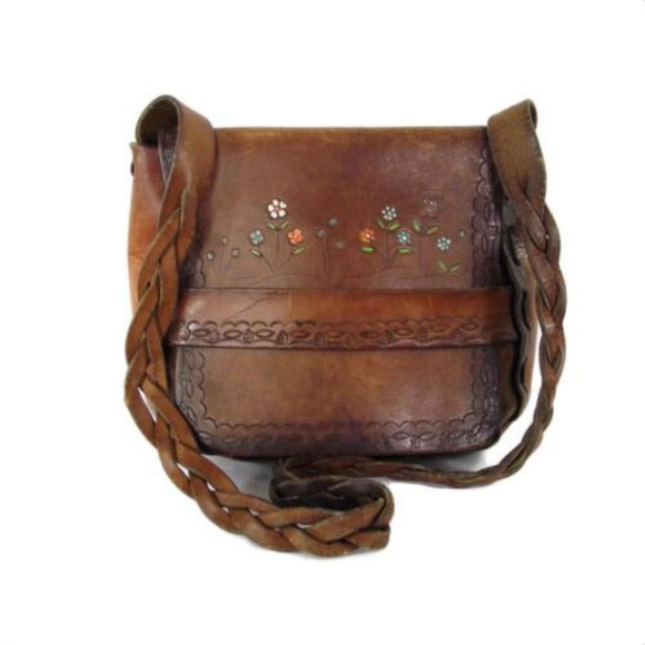 Vintage Handbags - WOODSTOCK ERA || 60's 70's Tooled Leather Bag